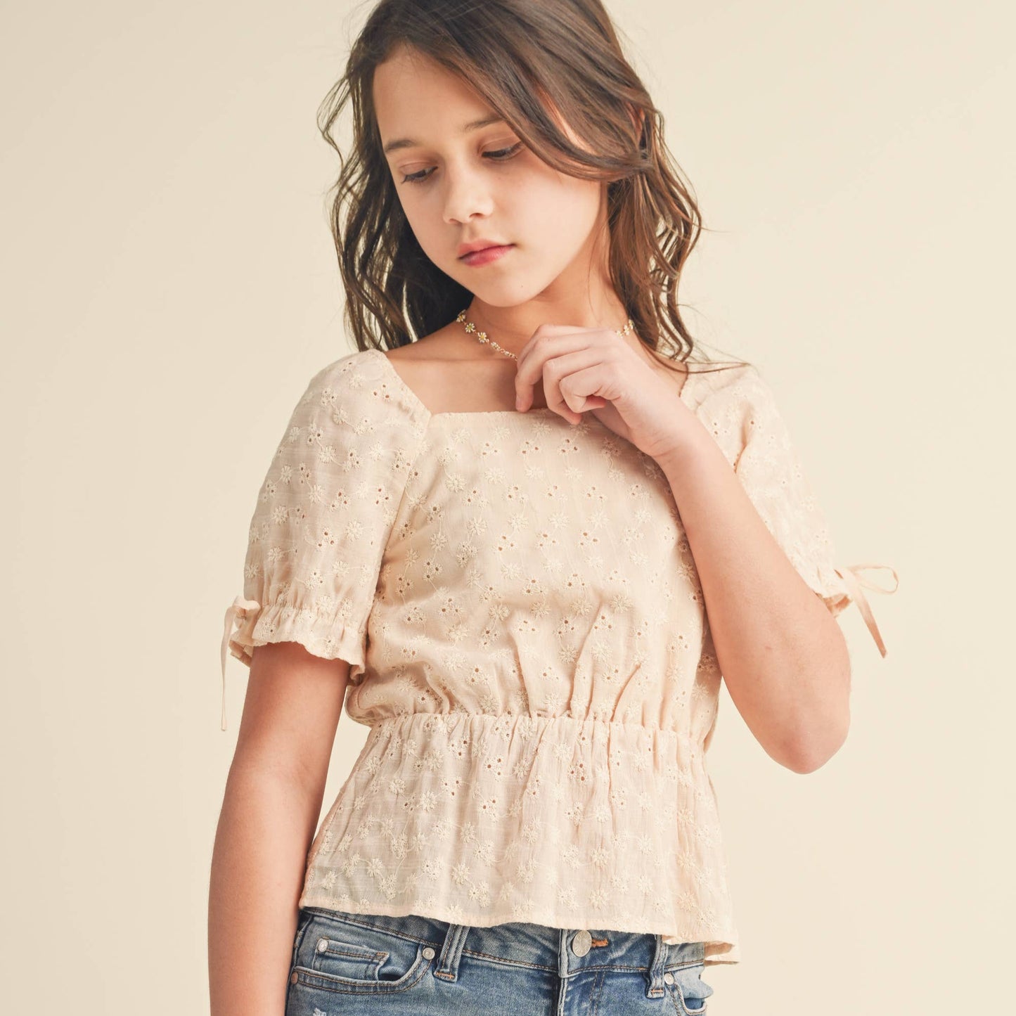 Girls Puff Sleeves Embroidered Top